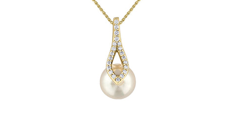 10kt Yellow Gold Pearl Drop Necklace