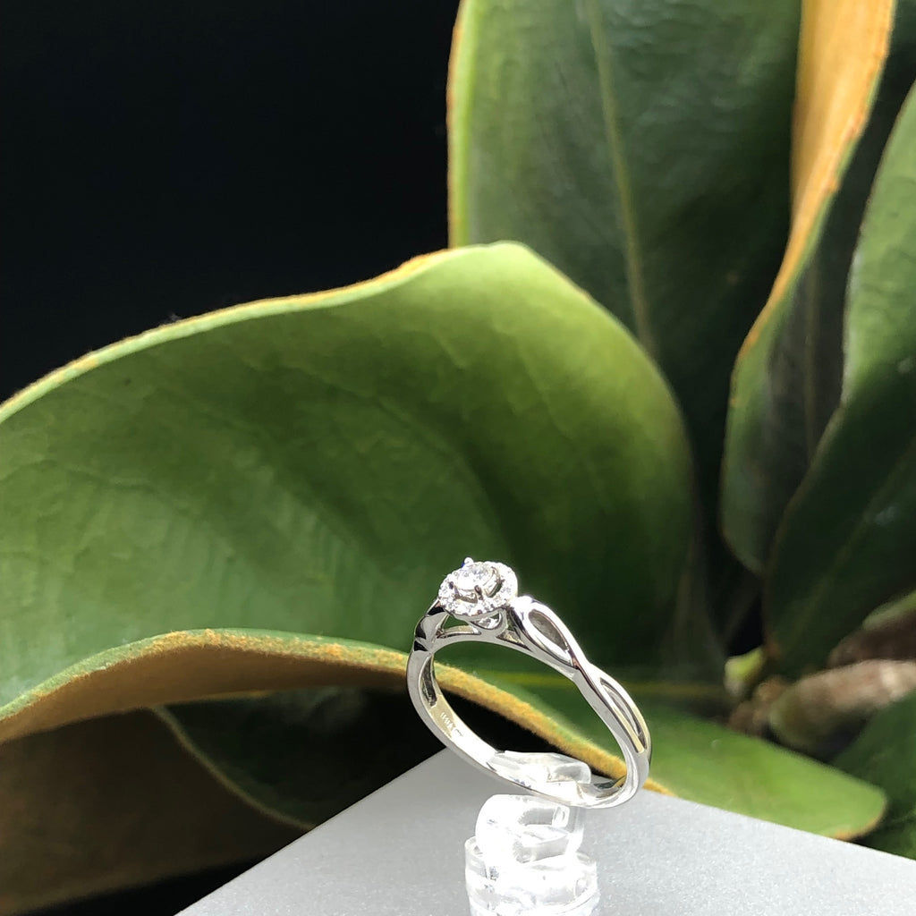 10K White Gold Simple Minimalist Diamond Heart Promise Ring | eBay